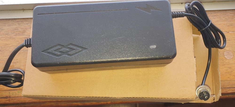 Carregador trotinete Xiaomi, Kugoo M4 e Laotie