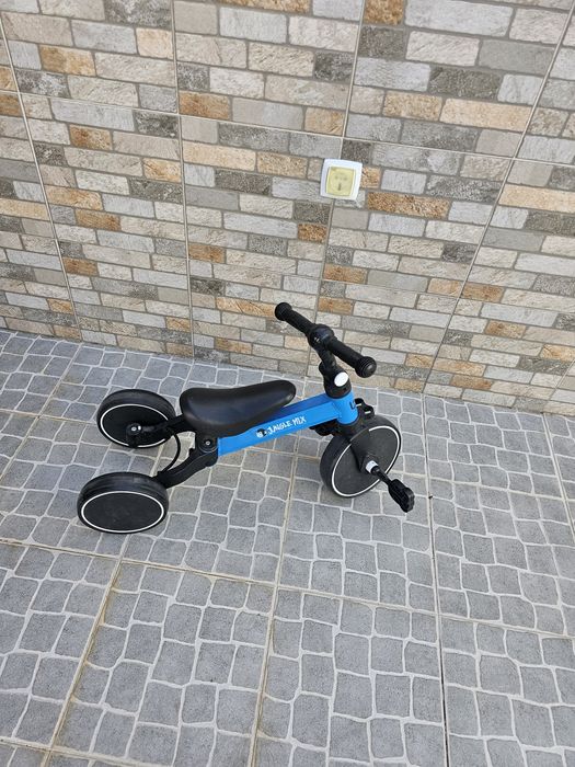 Triciclo criança