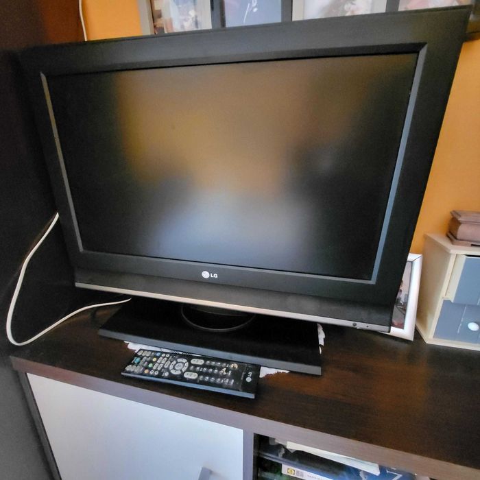 Telewizor LG mały