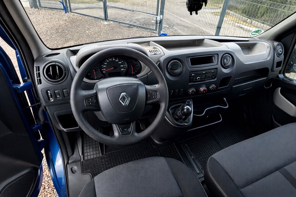 Renault Master brygadówka - przeglad do 27.02.2027