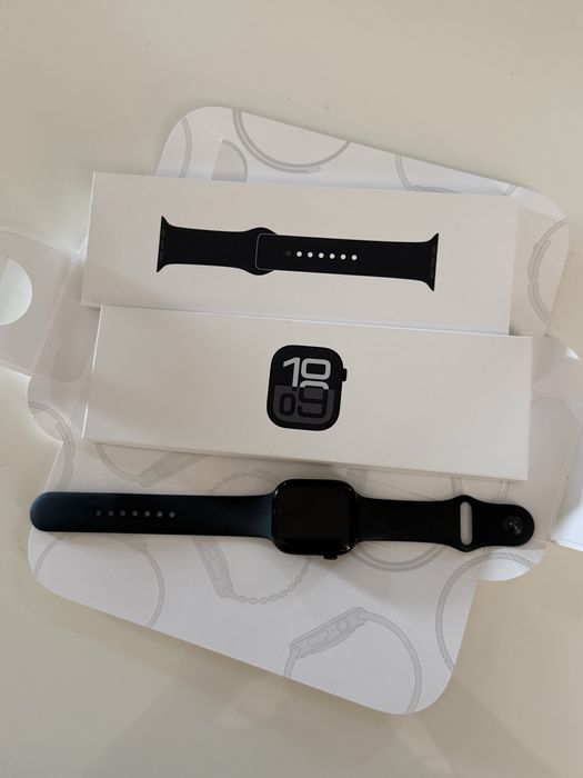 Apple Watch Series 10 46mm Jet Black c/ +2 anos de garantia