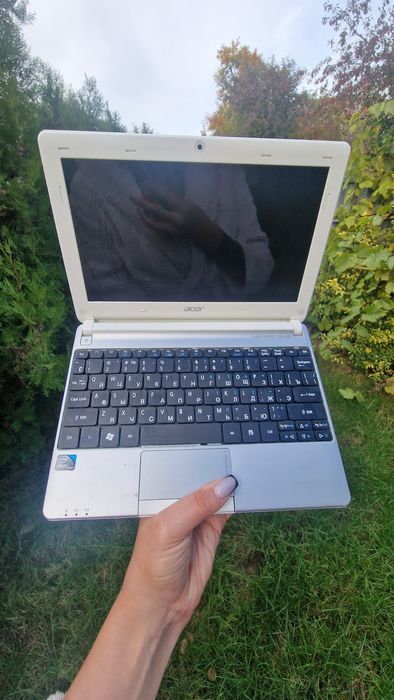 Нетбук асус Asus белый