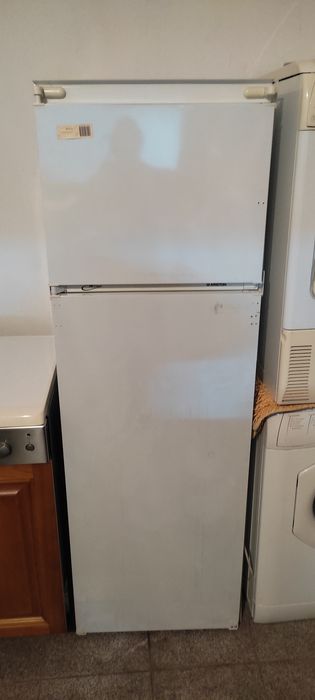 Máquina de lavar e máquina de secar Indesit + frigorífico