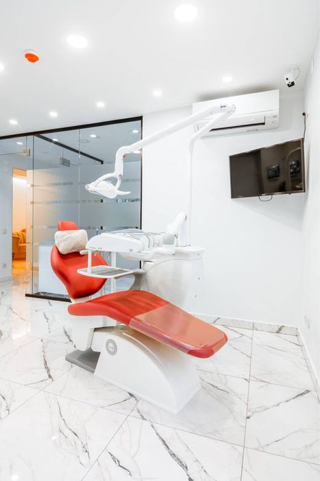 Аренда двух отдельных стоматологичных кабинетов,Печерск,оборудование