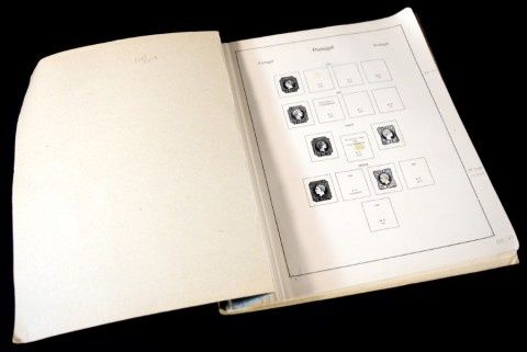 Coleção de 137 selos clássicos muito antigos de Portugal