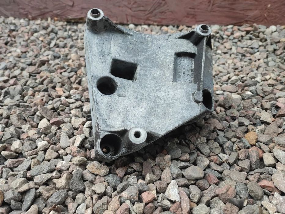 bmw e46 / e39 / e53 / e60 / e61 / e83 / e85 oryginalna łapa kompresor