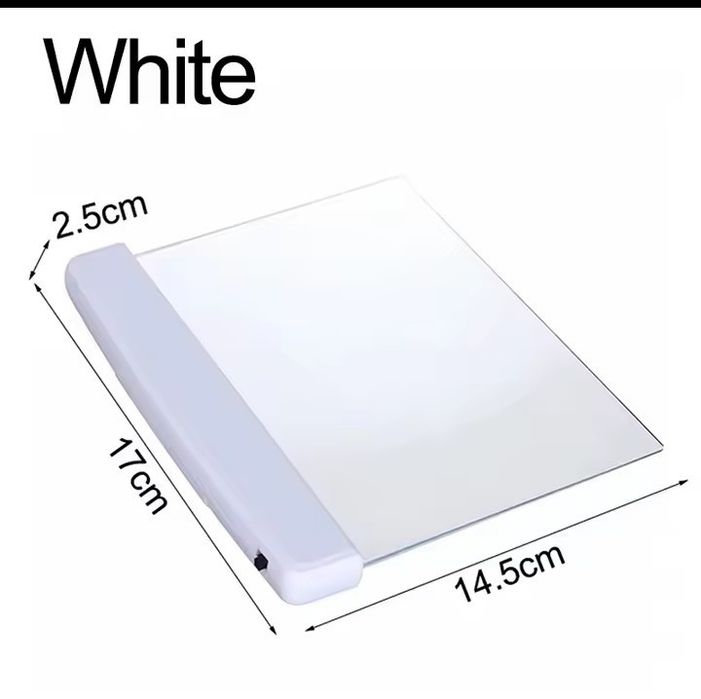 Lampka do czytania nocą. Zasilanie 2xAA