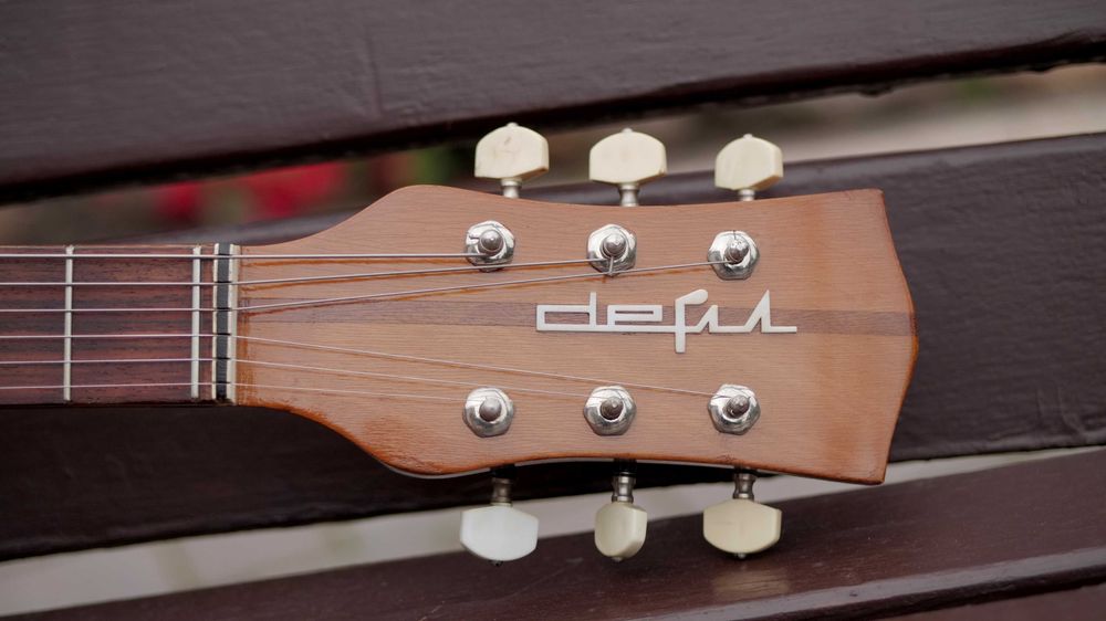 Gitara  DEFIL Julia 2