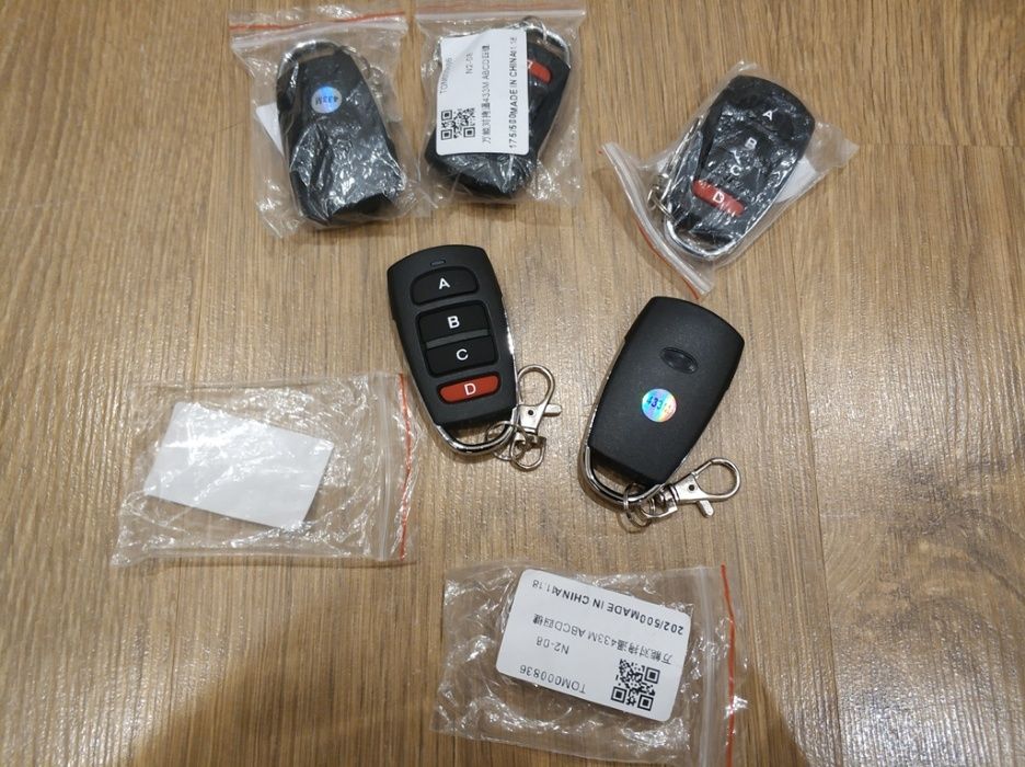 Универсальный пульт Kebidu 433 Мгц для ворот, шлагбаума, программирует