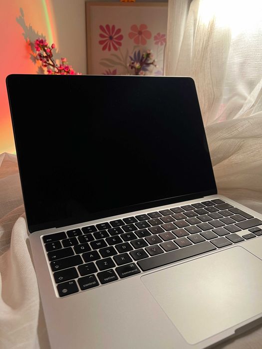 MacBook Air 13" M3 2024 | 8GB | 512GB | 10-core GPU | Silver