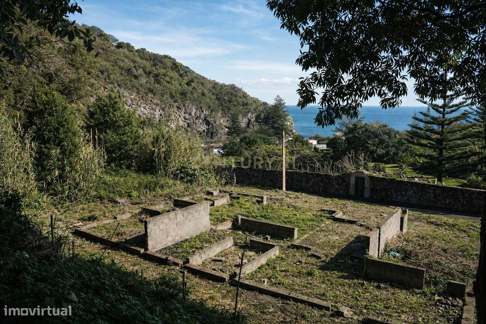 Terreno Urbano em Caloura – Água de Pau