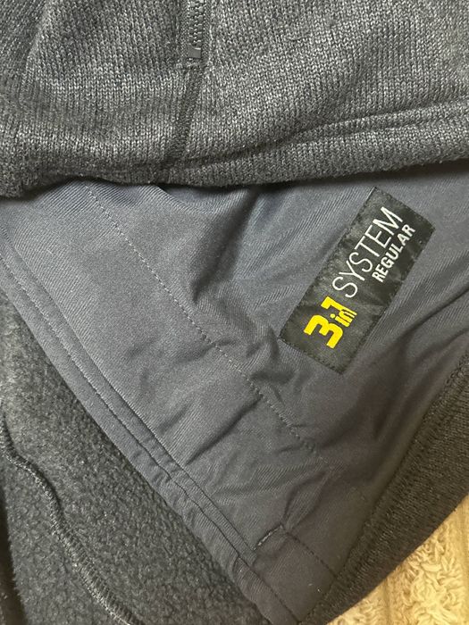 флісова кофта бренду Jack Wolfskin is