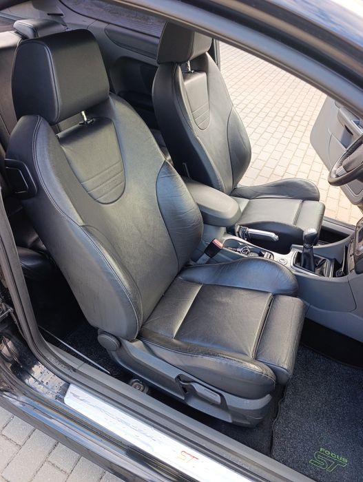 Ford Focus ST 2.5T mk2 Lift 2008 Rok 300KM/510Nm