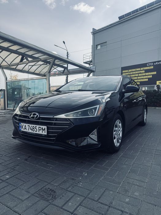 Hyndai Elantra 2019 рейсталінгова AD