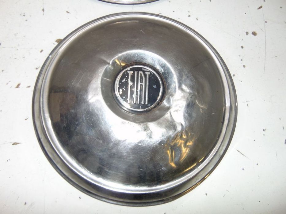 Tampões de roda fiat