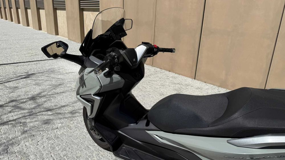 Honda forza 350 abs bluetooh extras nacional