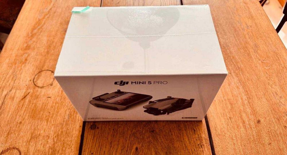 Nowy dron DJI Mini 5 Pro Fly more combo Kontroler RC 2 + Dodatki i gwarancja
