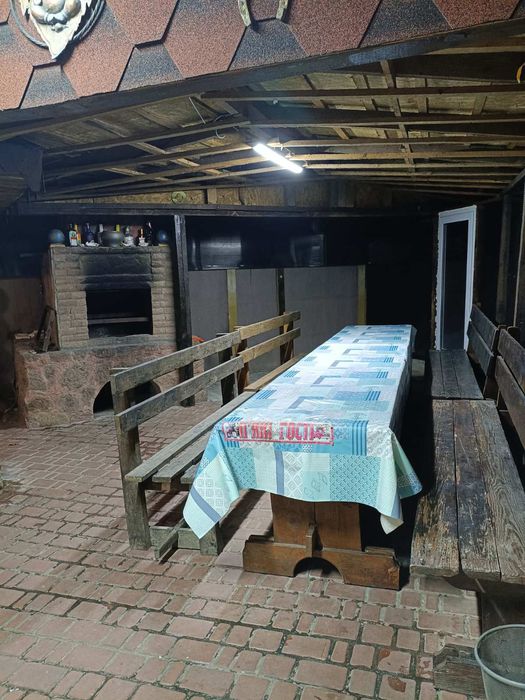 Дом для мероприятий бассейн, баня, генератор,до 45 чел. Почайна