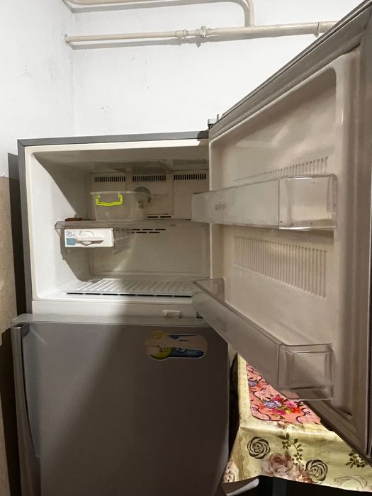 Холодильник LG б/у