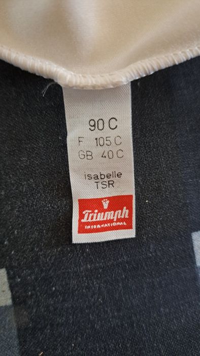 Body Triumph model isabelle