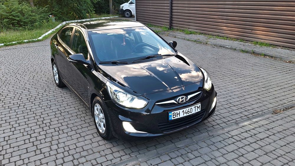 Hyundai Accent 2012г Автомат 1.6