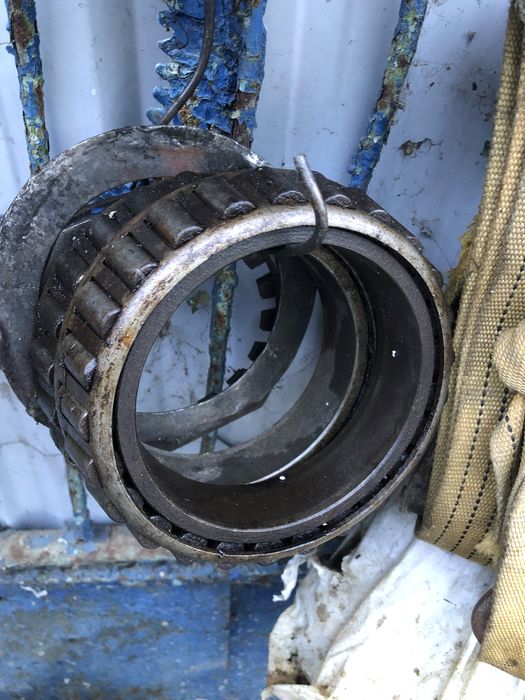 Підшипник ступиці Урал 4320 перед