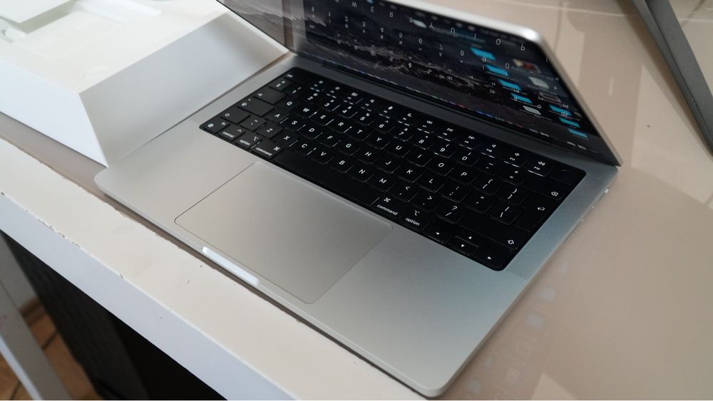 Macbook Pro 14 2023 M2 Pro/16gb/1TB Warszawa Żoliborz • OLX.pl