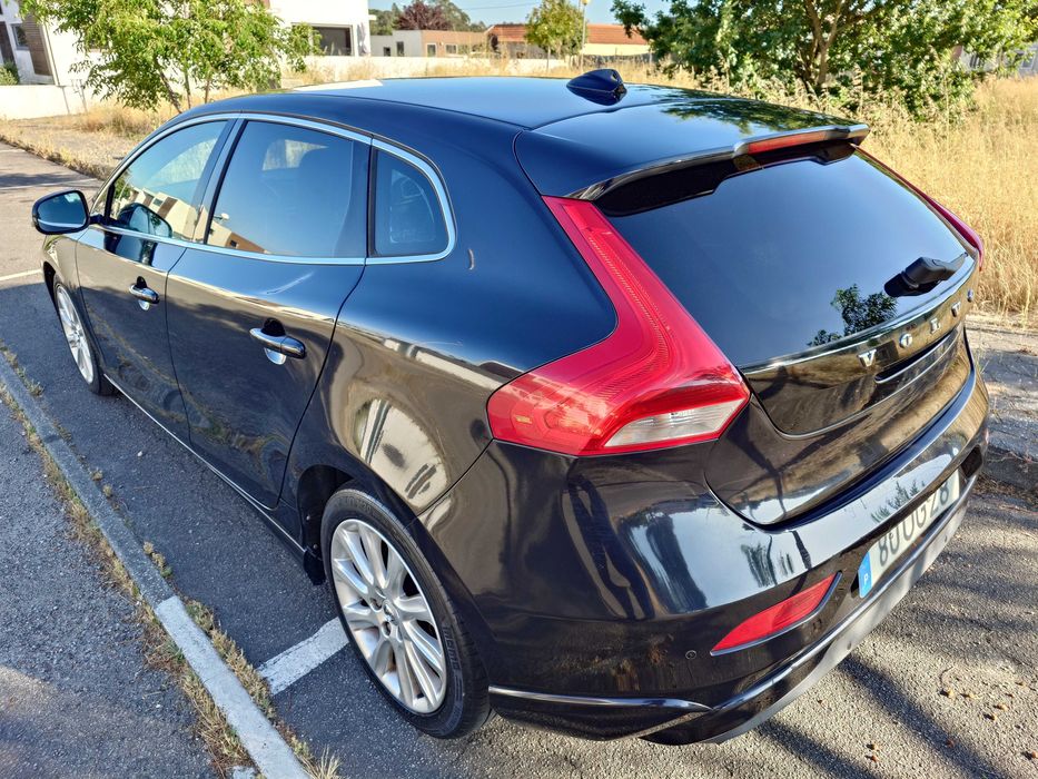 Volvo V40 1.6 Summon