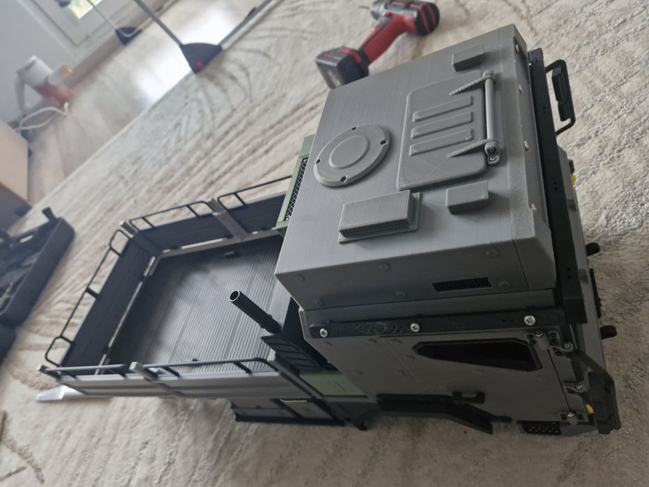 Man Cat 1:10 Trilal Eelemet Enduro