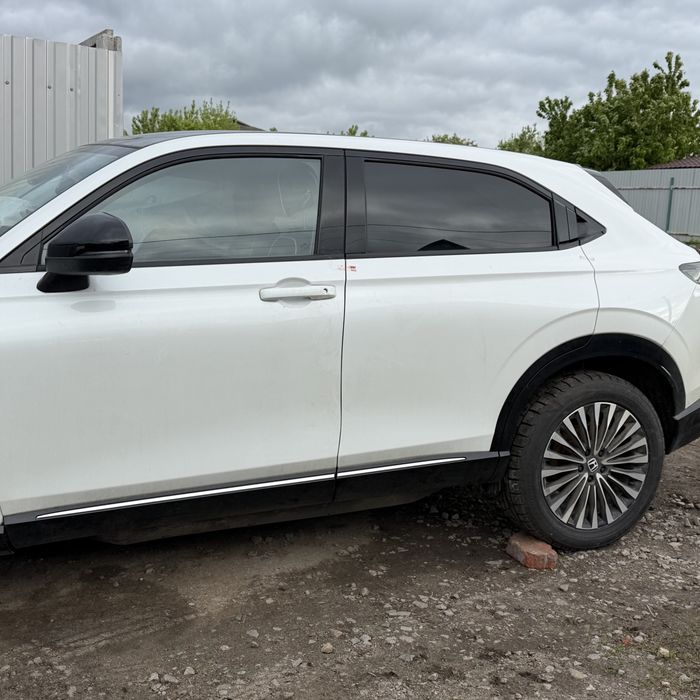 Двері двери honda ens1 enp1