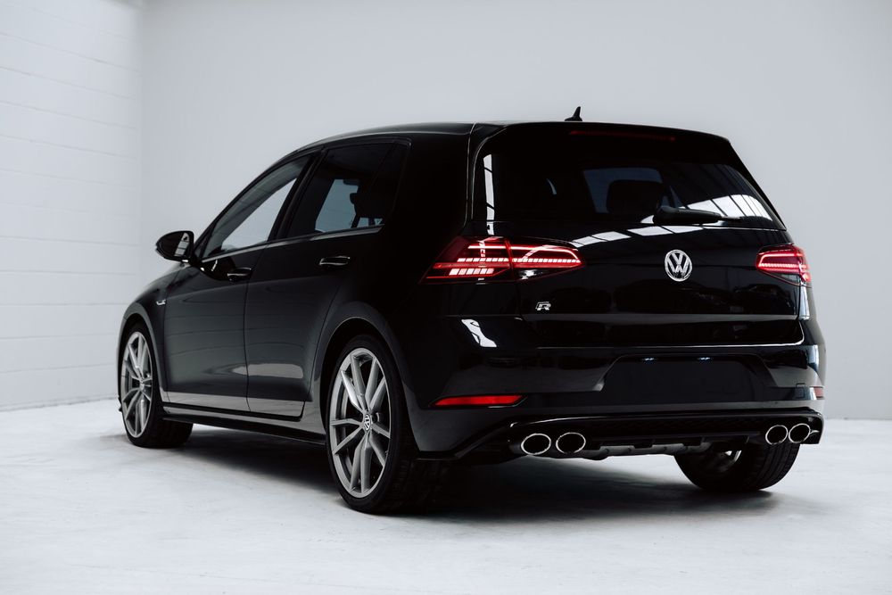 VW Golf R 4Motion (BlueMotion ) DSG