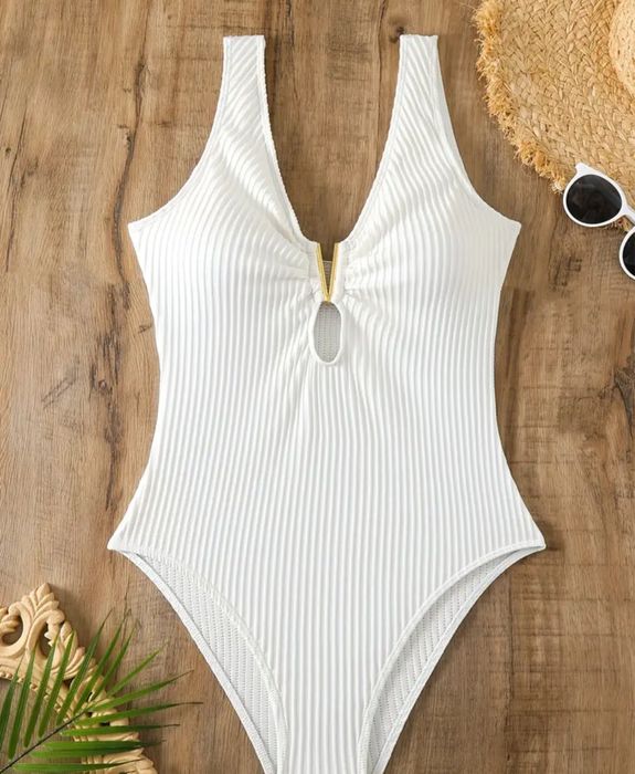 Купальник розмір S новий