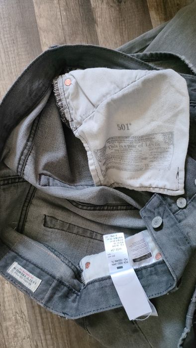 klasyczne,szare spodnie LEVI'S 501 33/34