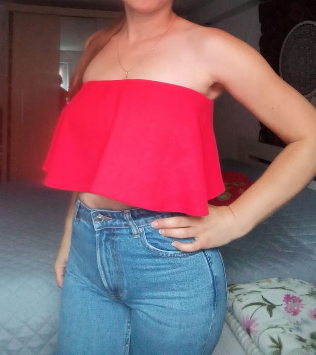 Czerwony crop top 42