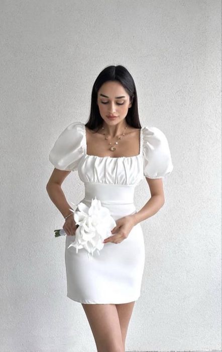 плаття біле корсетне з оголеною спинкою