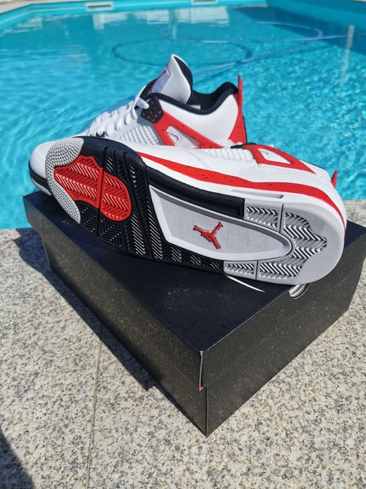 Jordan 4 Red Cement