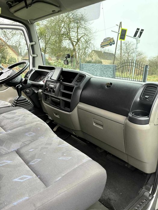 Sprzedam Nissan Cabstar DMC 3,5t ładny stan