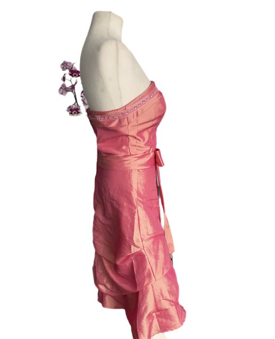 Sukienka koltajlowa Fara Fiesta Collection L 40 Coral