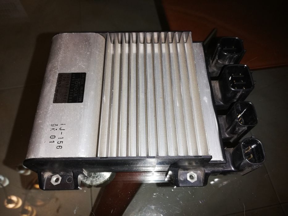 Centralina de injeção avensis t27 diesel Avariada