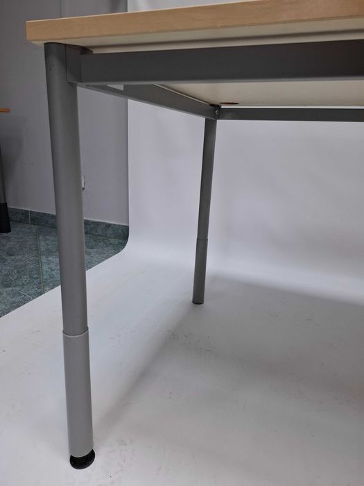 Biurko proste Martela 120x80 klon - duża ilość