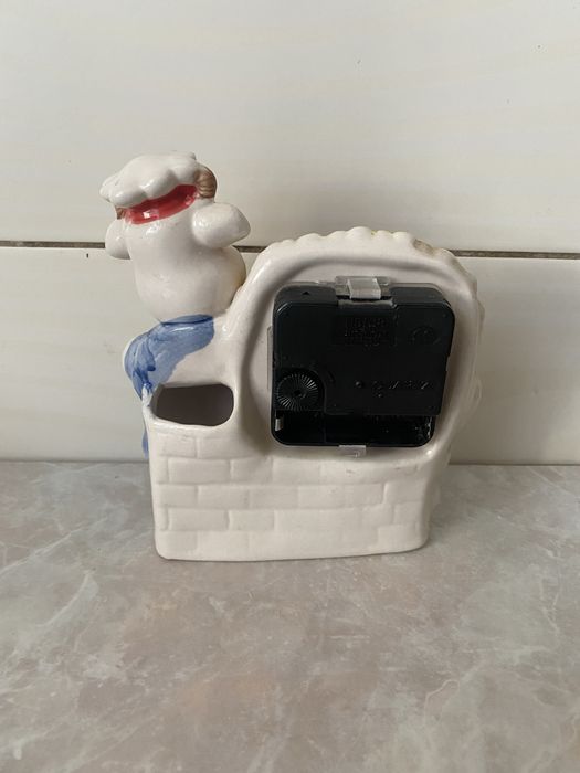 Статуетка-годинник кераміка