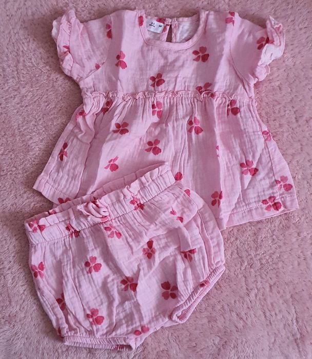 Conjunto t-shirt e calção Zara