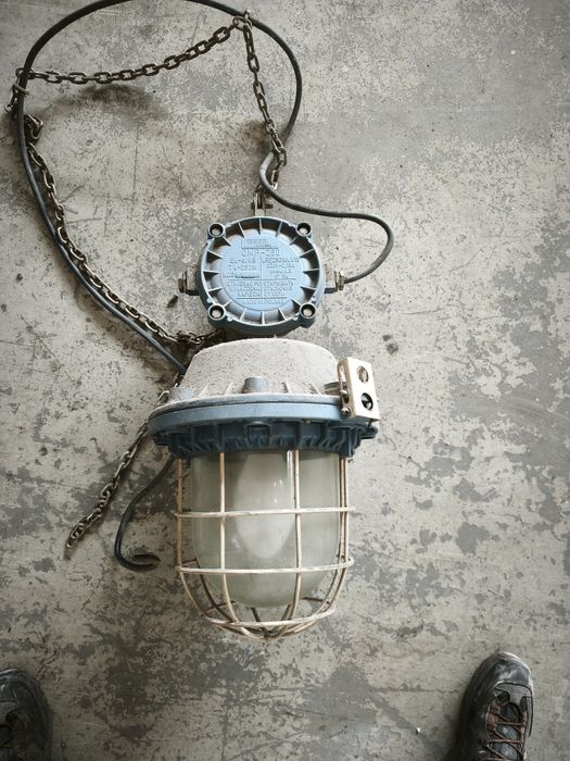 Lampa przemysłowa PRL