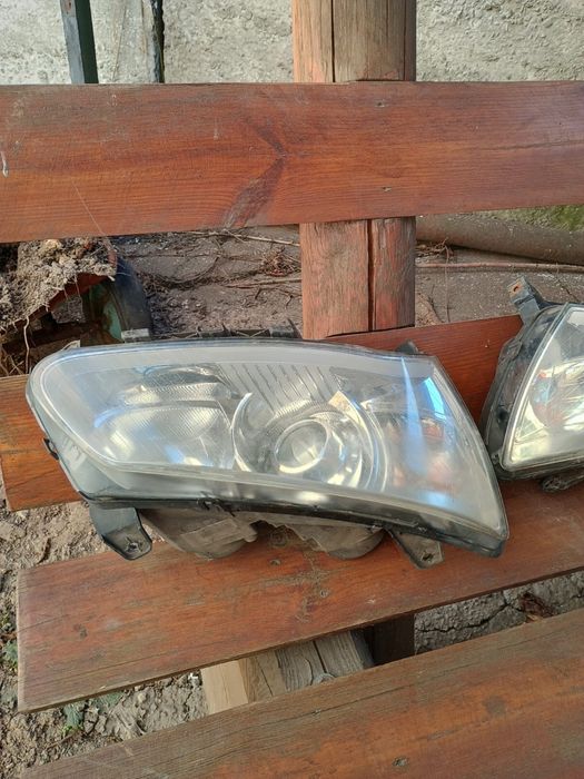 Фари на Geely Emgrand 7 (EC7)