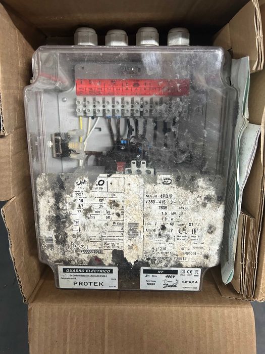 Bomba submersível Pedrollo 4SR2/27 + Quadro PROTEK + Cabos