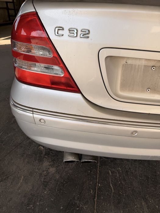 C32 AMG inglês para peças