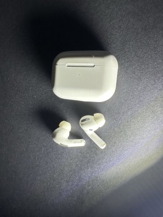 AirPods Pro (1 покоління)