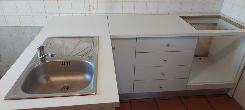 Armário de cozinha completo - superior e bancada