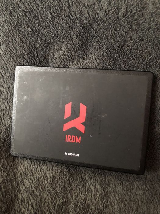 Продам SSD SATA3 120gb в гарному стані