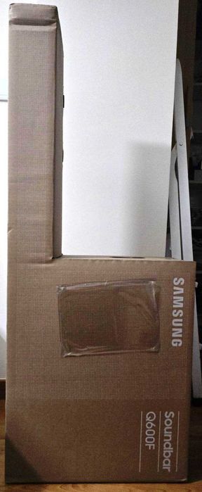 Soundbar Samsung Q600F Nova, na caixa